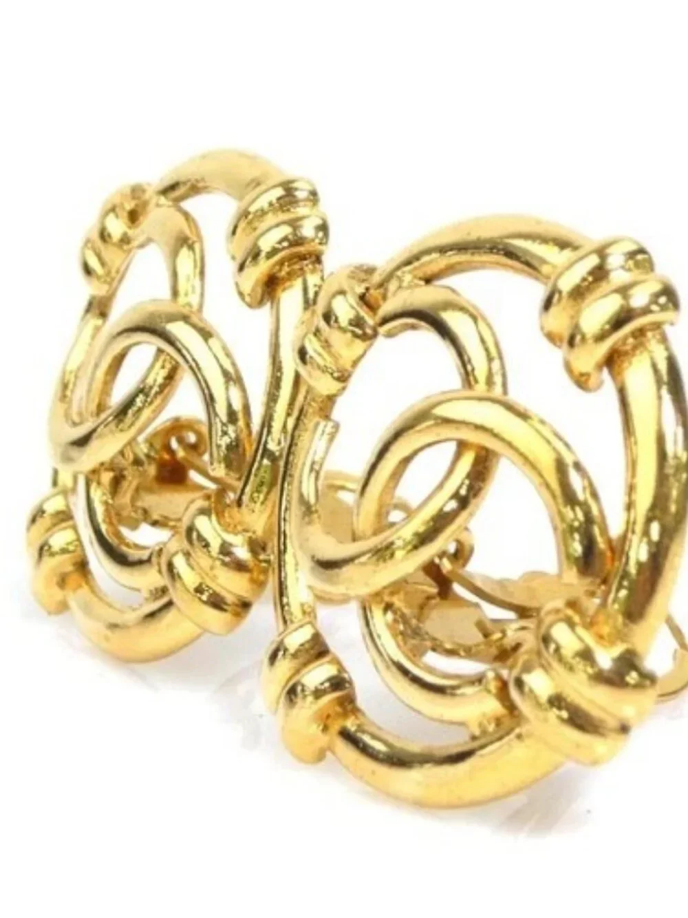 Auth CHANEL Vintage CC Logo Clip on Earrings Gold Metal - e61045i